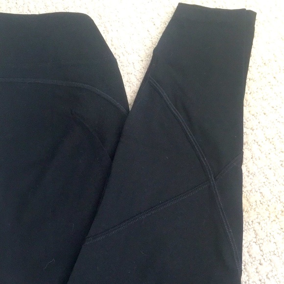 Pink Sport Leggings - Stylish, Stretchy, and Secretive! - Picture 8 of 16